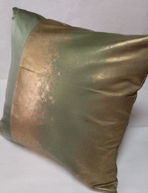 【売却済】金箔正絹袋帯リメイククッションカバー2枚組