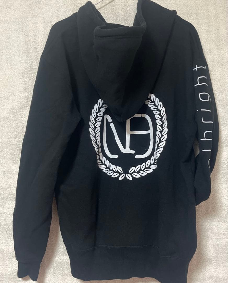 Novelbright パーカー 中古品 Lサイズ - メルカリ
