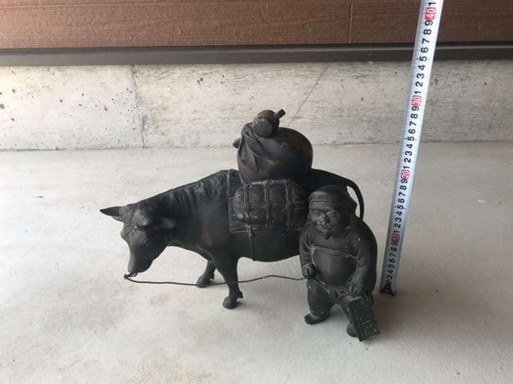 骨董品　牛　像