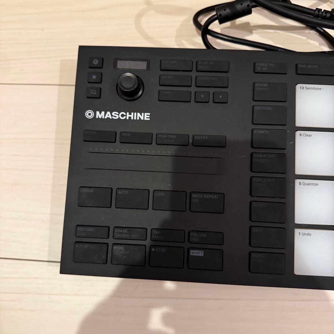 MASCHINE MIKRO MK3 音楽
