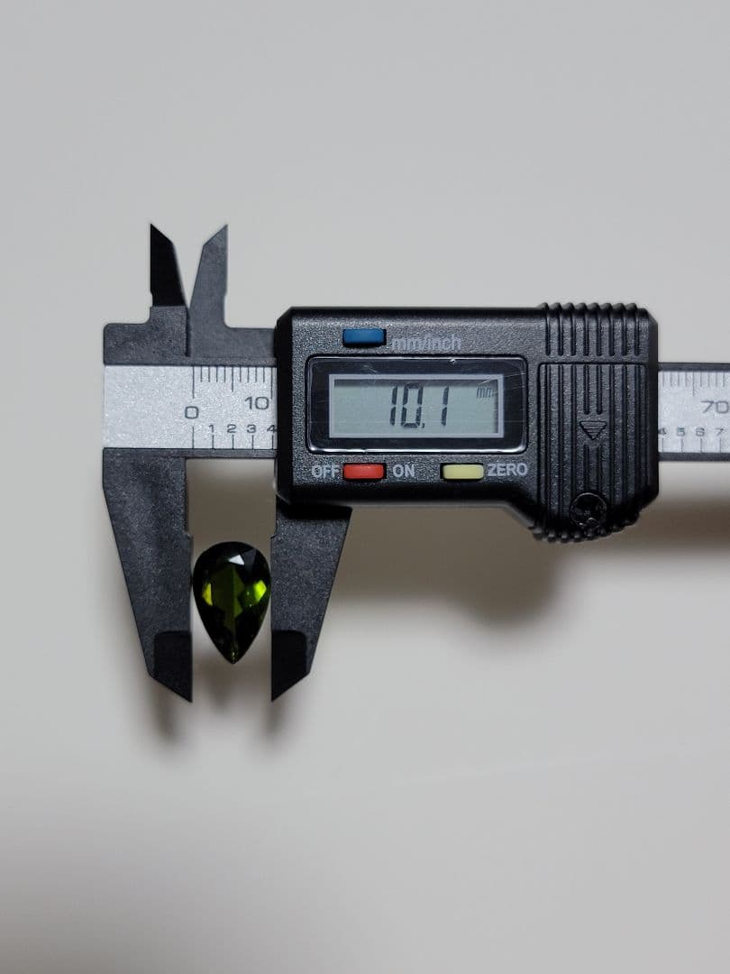 天然 グリーントルマリン 6.08ct ペア ファンシー ブラジル産　大粒ルース