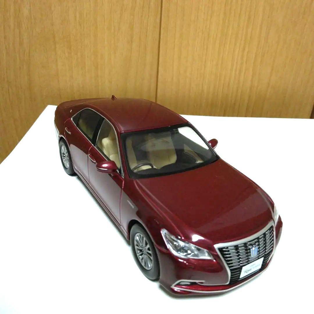 1/30 トヨタ クラウン210系 後期ロイヤルカラーサンプル 非売品