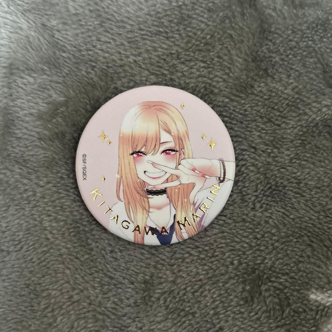 着せ恋展 ジュエリー缶バッジ - メルカリ