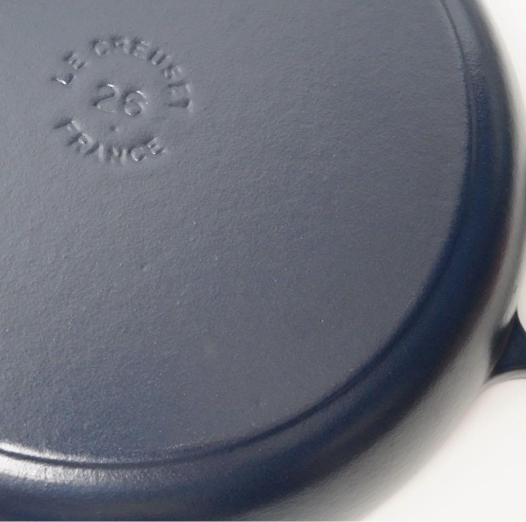 【美品】LE CREUSET　ビュッフェキャセロール　　ネイビー　26cm