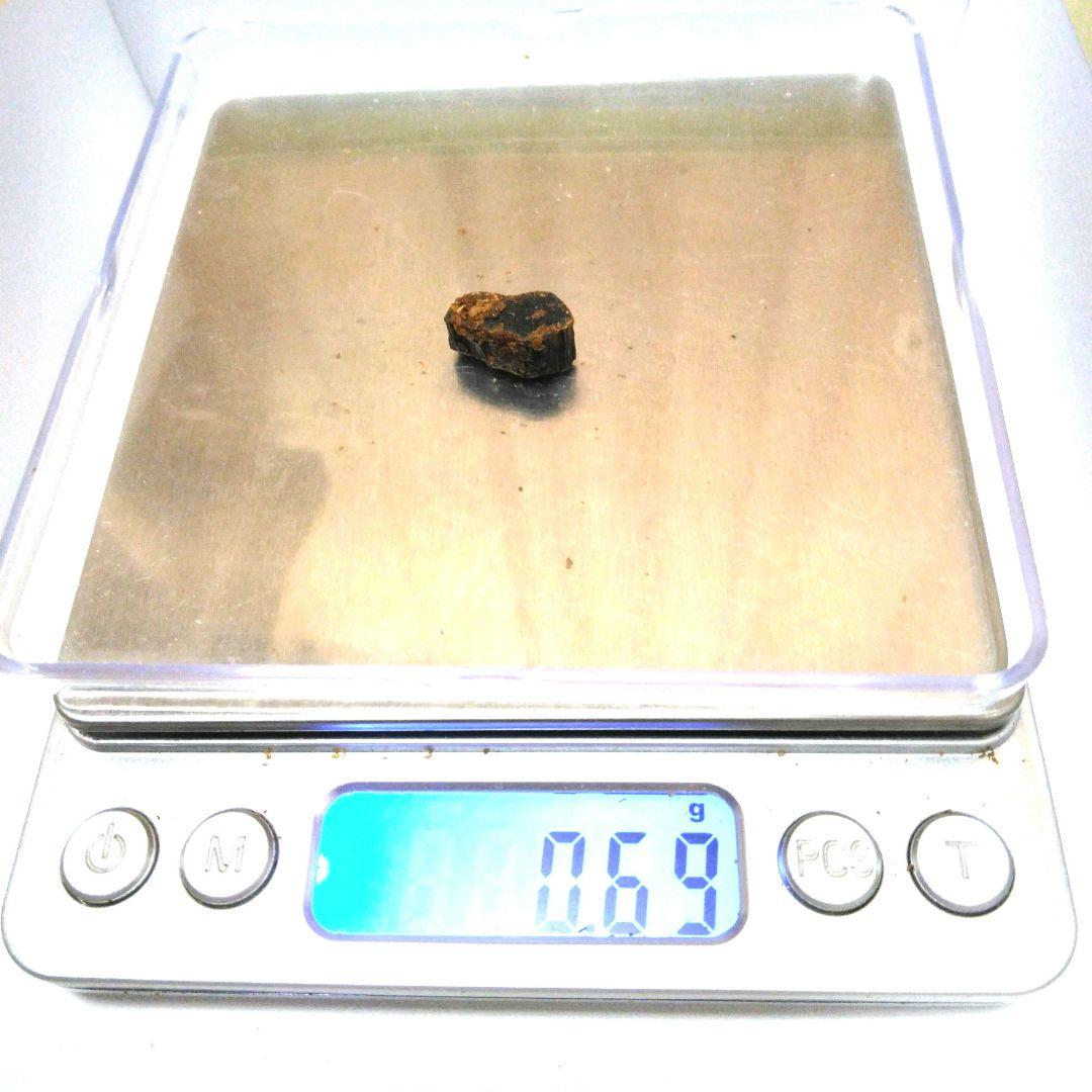 香木　沈香　伽羅　緑油　0.69g