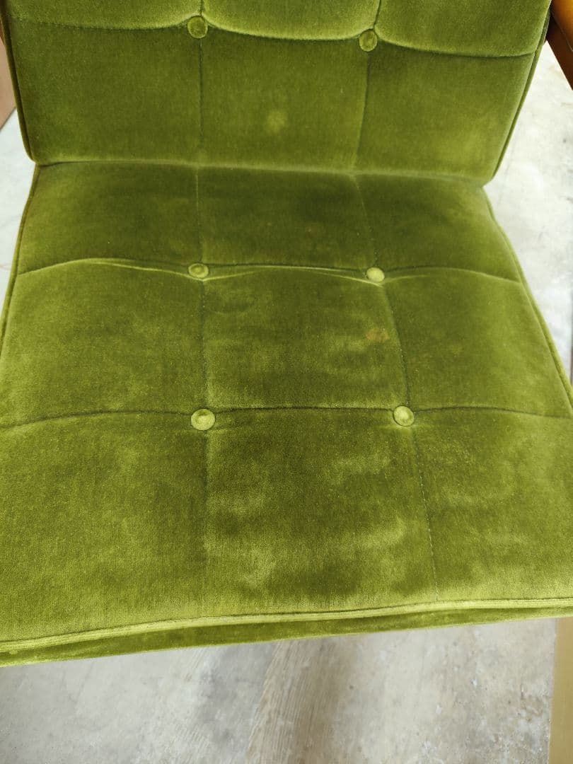 カリモク60 Kチェアー モケットグリーン