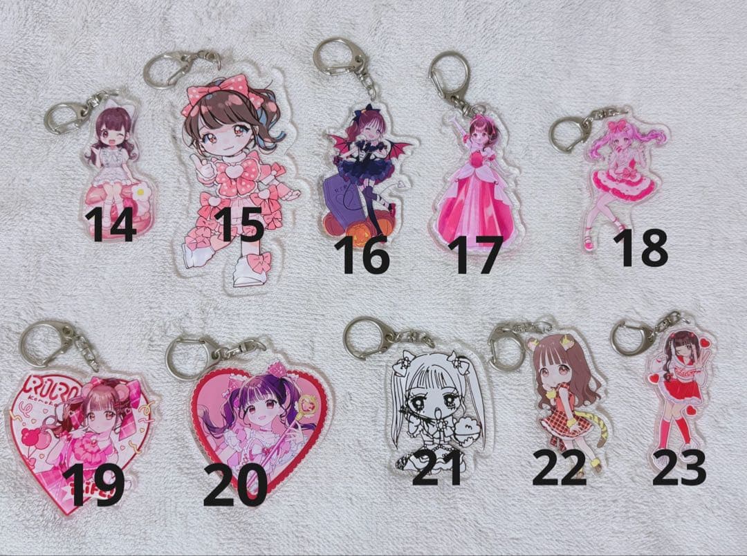 iLiFE! 心花りり アクリルキーホルダーまとめ売り - メルカリ