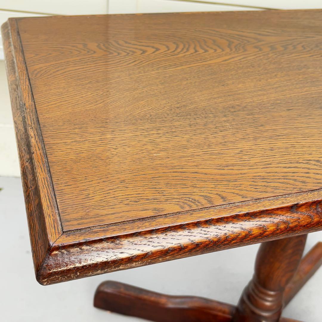 昭和レトロ　喫茶店にあった頑丈なテーブル　ビンテージ