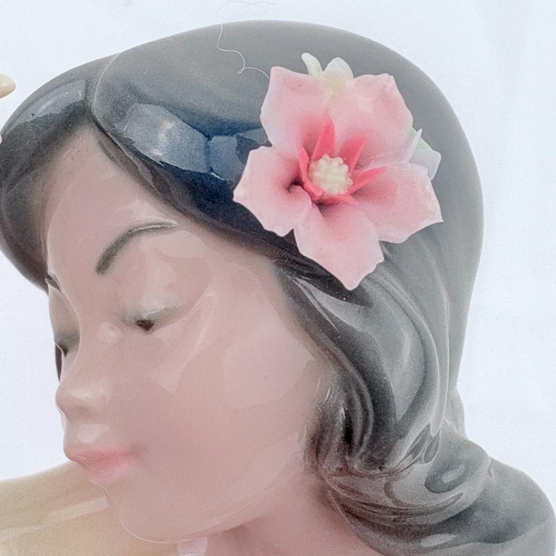 リヤドロ LLADRO 1478 アロハ 廃盤 希少 ハワイ限定　花　レイ　少女