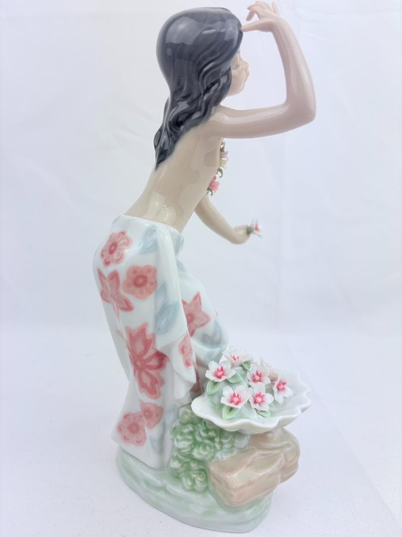 リヤドロ LLADRO 1478 アロハ 廃盤 希少 ハワイ限定　花　レイ　少女