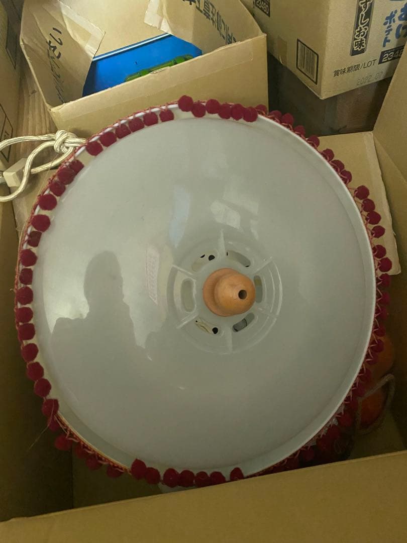 昭和レトロポップ　白　ホワイト　電気傘　ペンダントライト　天井照明