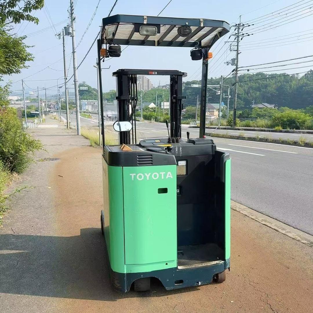 トヨタ電動フォークリフト7FBR15揚高4500MM15552H(A297)