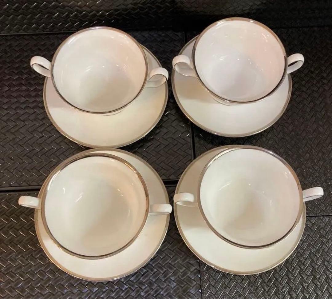 ウエッジウッド　黒壺　スープカップ 4個セット 白地 シルバーライン