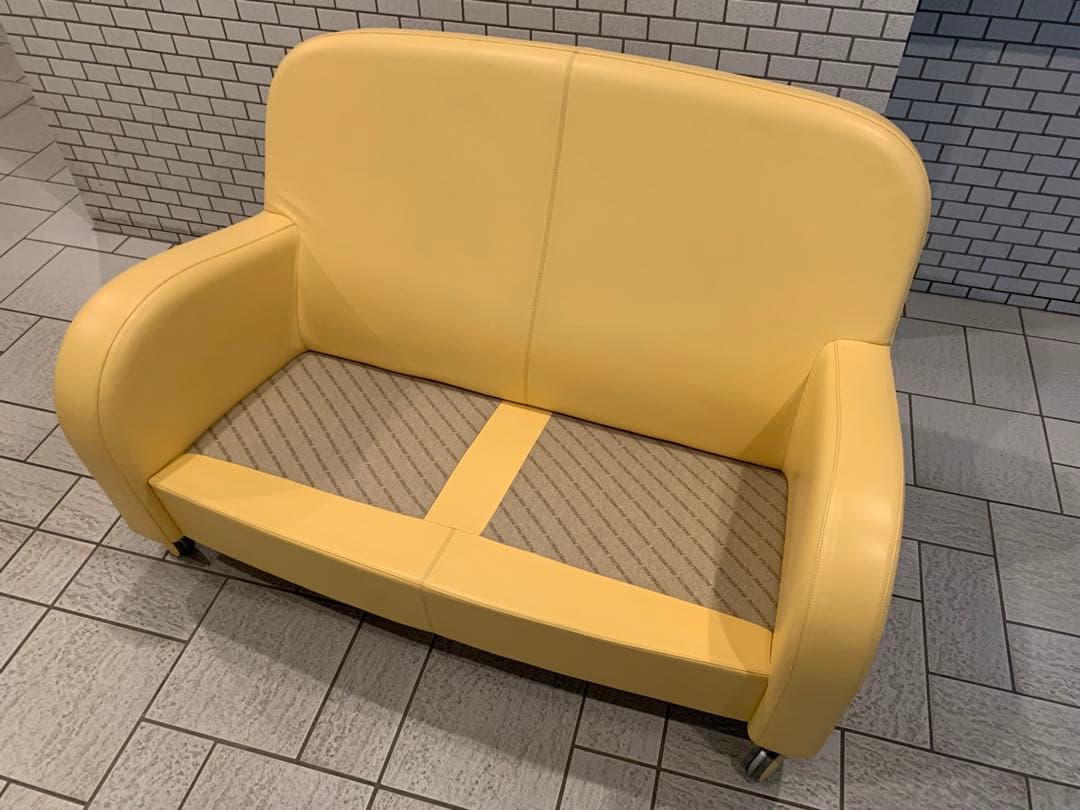 Poltrona Frau/ポルトローナフラウ■総革DAISY/デイジー■2人掛