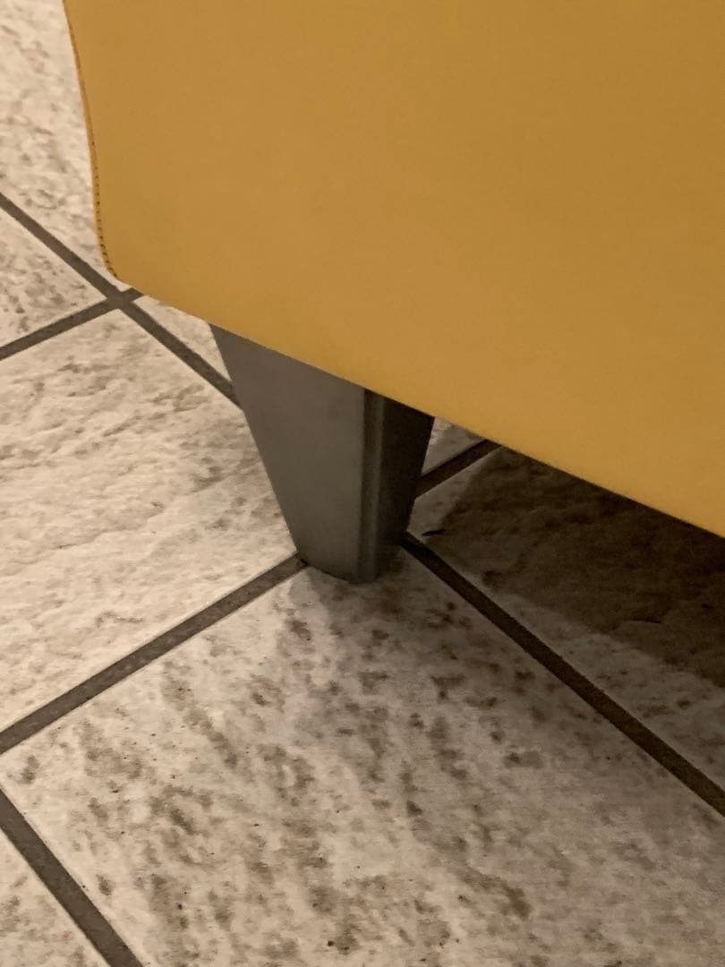 Poltrona Frau/ポルトローナフラウ■総革DAISY/デイジー■2人掛