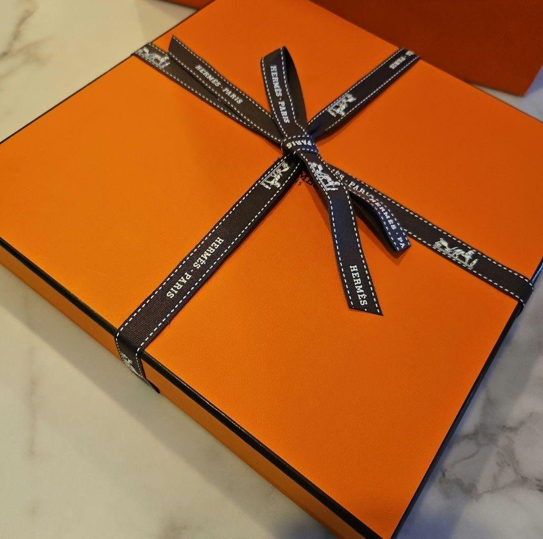 新品HERMES　モザイク24　プラチナ二枚セット！プレート