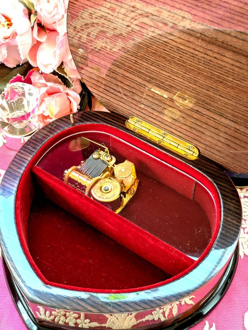 お値下げ✾イタリア製・象嵌ジュエリーボックスオルゴール✾