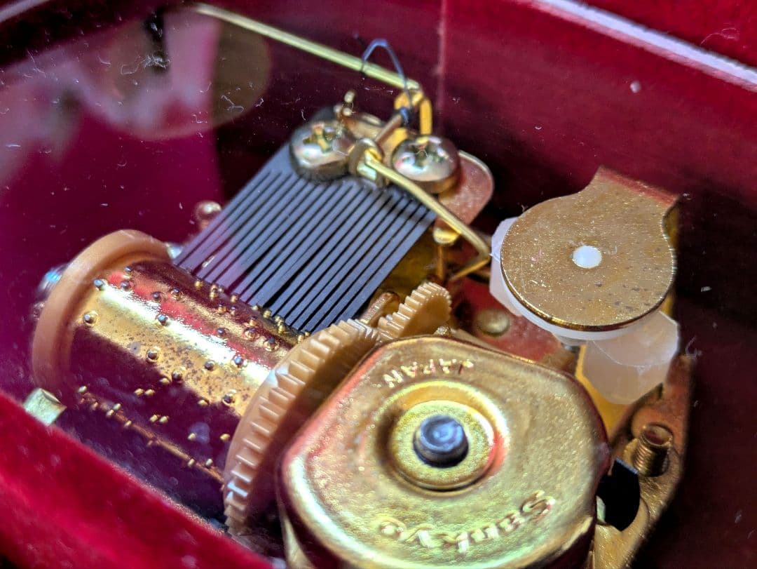 お値下げ✾イタリア製・象嵌ジュエリーボックスオルゴール✾