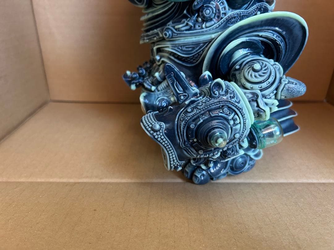 7/9まで限定値下げ BODA スリースターズエンペラー 墓場の画廊 ソフビ