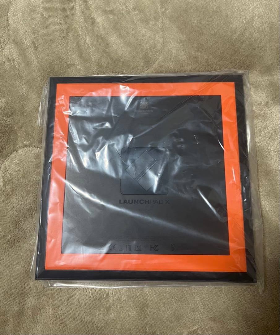 【美品・箱付】Novation Launchpad X