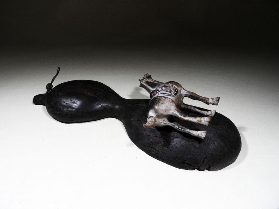 ●来年の干支 午 馬 瓢箪から駒 縁起物 古木の瓢箪 陶器の馬 壁掛け 縦47㎝