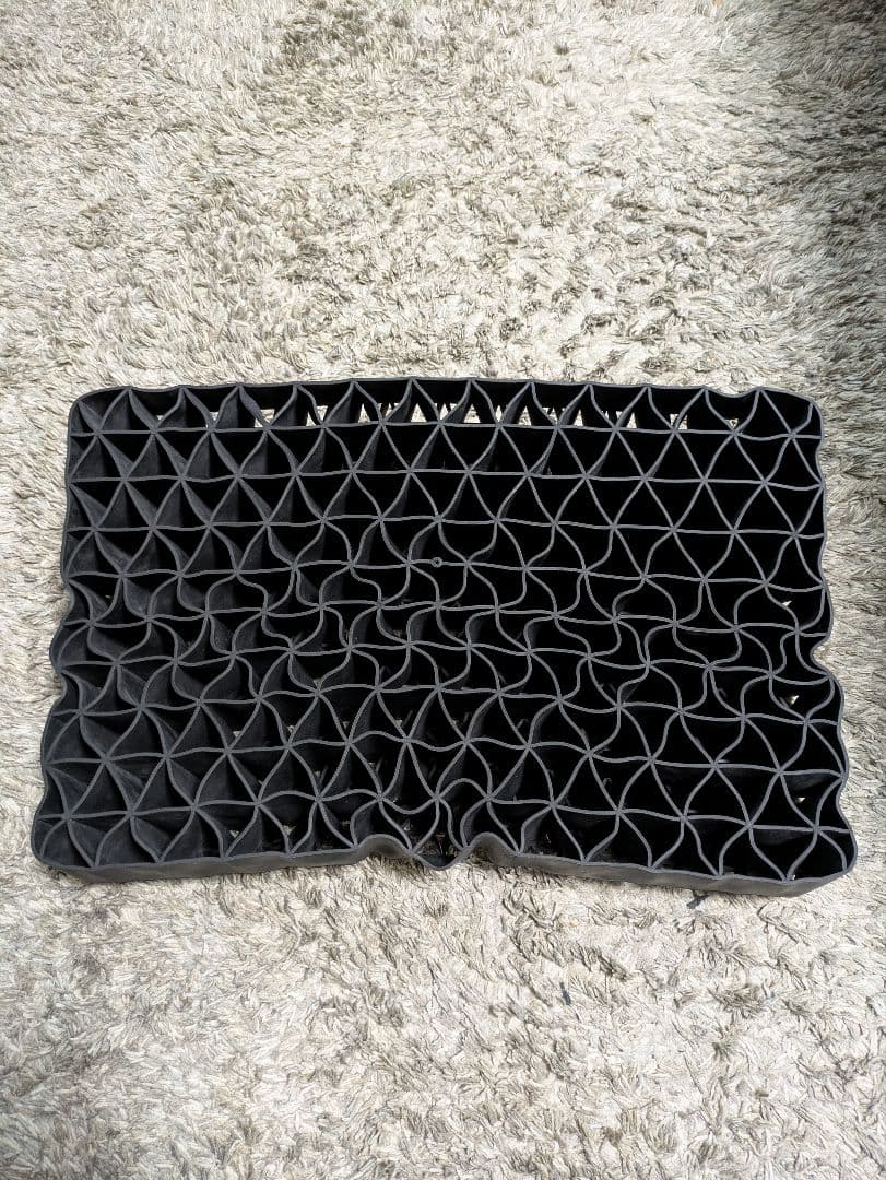 【美品】ヒツジのいらない枕 至極 カバー付き