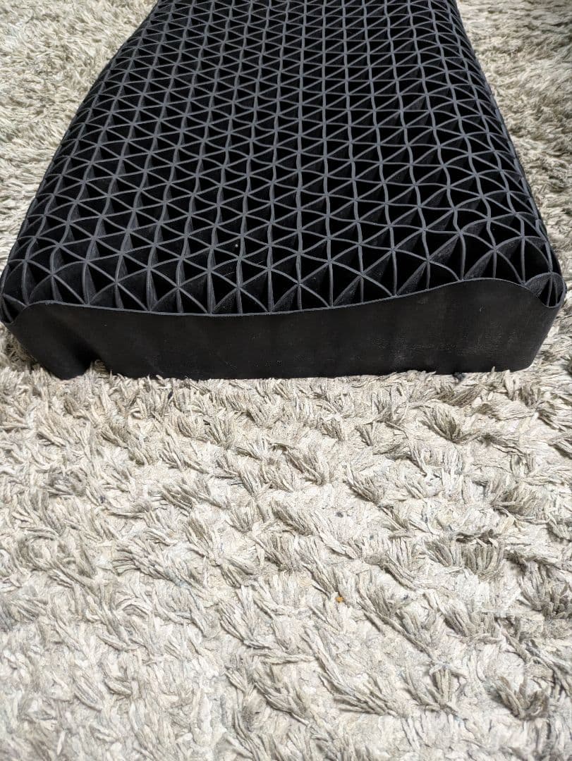 【美品】ヒツジのいらない枕 至極 カバー付き