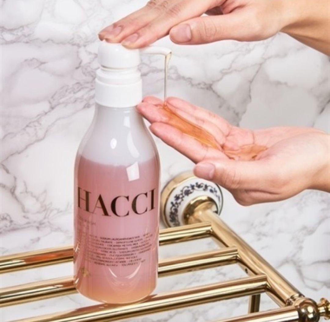 【新品未使用】HACCI☆ボディソープ限定パケ＋はちみつ洗顔石鹸トラベルサイズ