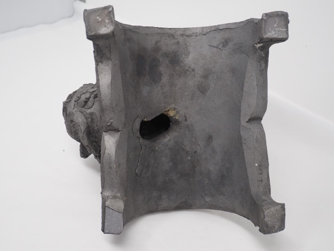 シーサー　瓦　沖縄産　琉球　守り神　鬼瓦　縁起物　破邪