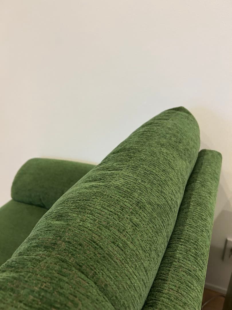 【美品】ソファー　ベロア生地　モスグリーン　三人掛け