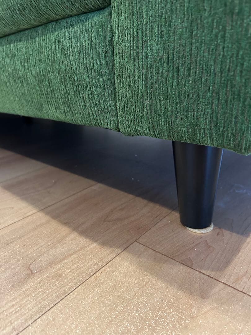 【美品】ソファー　ベロア生地　モスグリーン　三人掛け