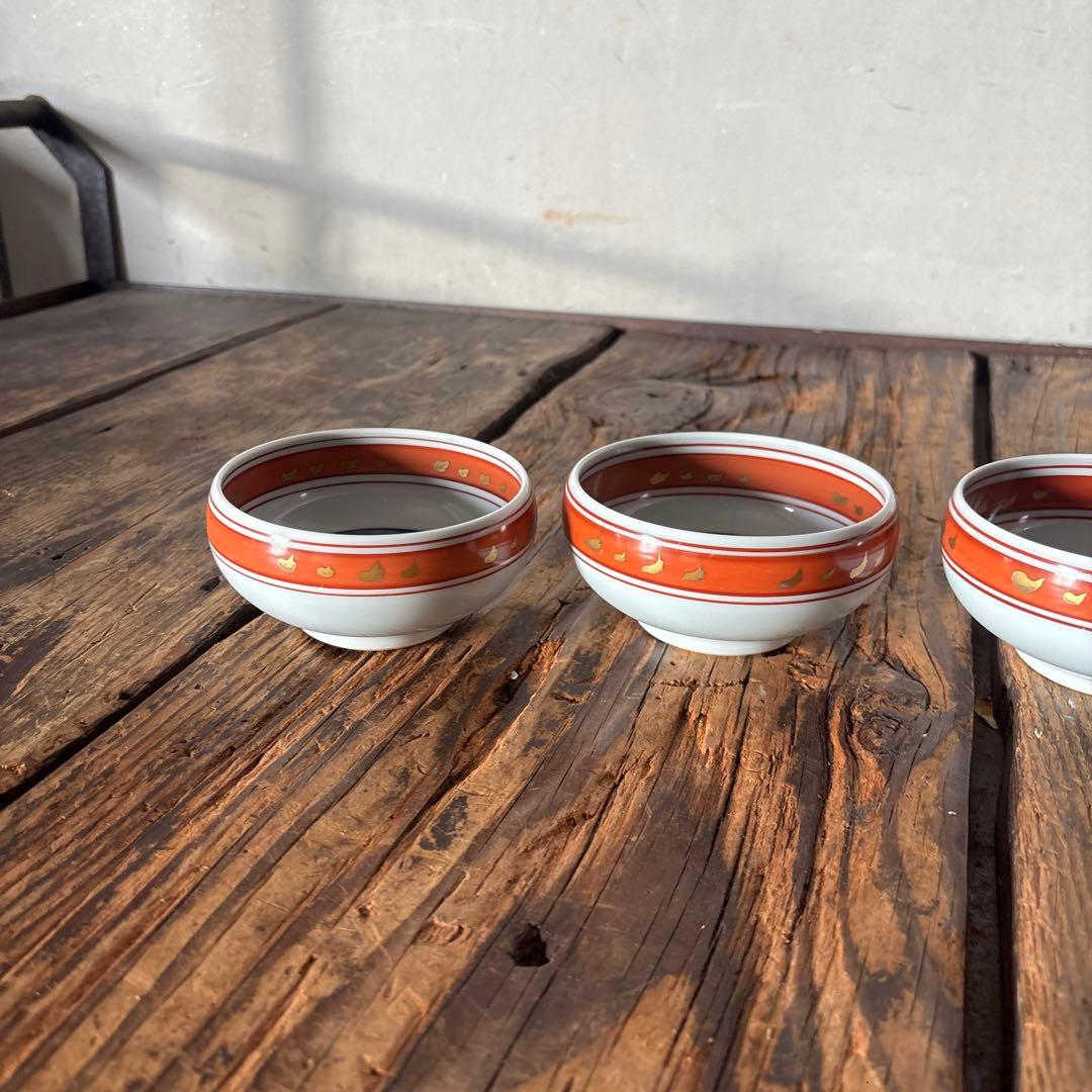 源右衛門】古伊万里の伝統 日本名窯 舘林源右衛門作 染錦牡丹見込文 取