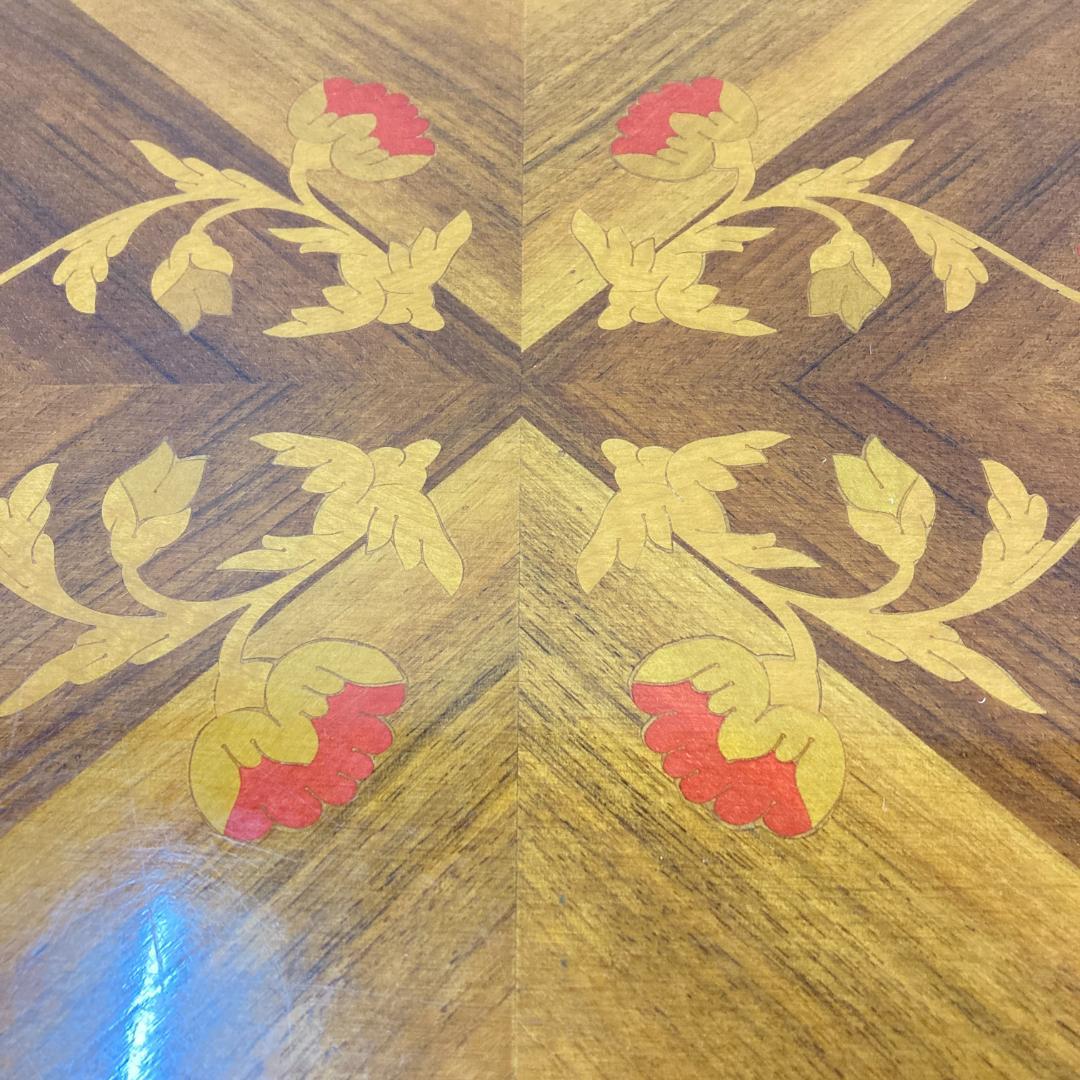 イタリア　象嵌　猫脚　リビングテーブル　センターテーブル　クラシック