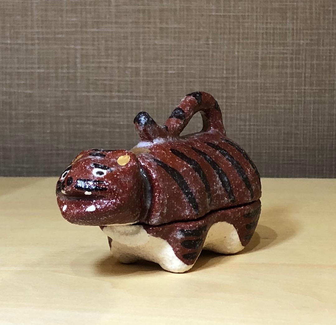 兵庫県　澤田博之作　虎　香合　無傷　共箱　古物。
