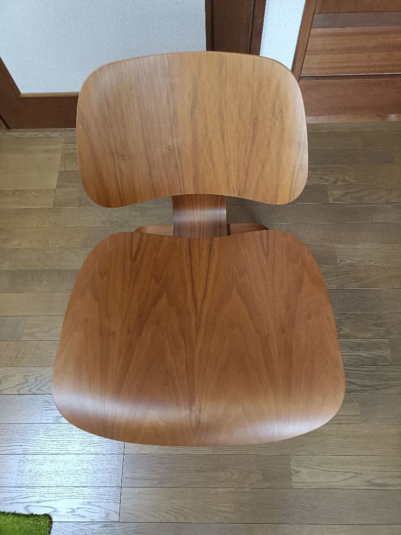 (美品)ハーマンミラー イームズ LCW