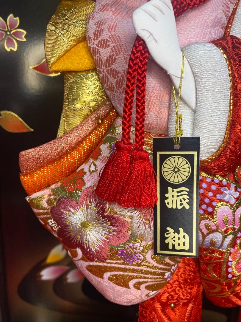 羽子板　振袖　ガラスケース１３号・サイズ間口約２９×奥行約１９×高さ約５５㎝