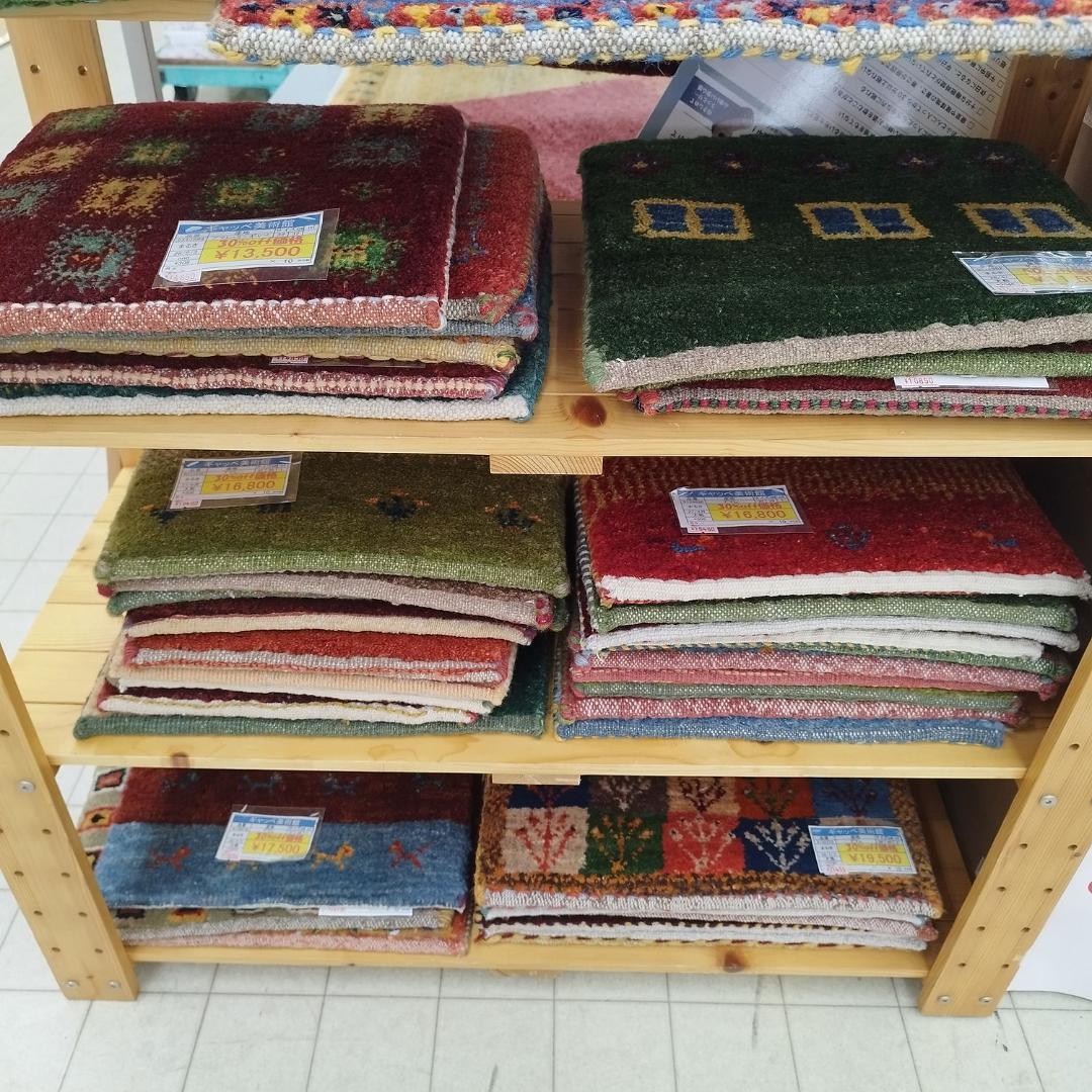 値下げ交渉ミニギャベ●32×32㎝●手織●本物●新品未使用 遊牧民が紡ぐギャッベ