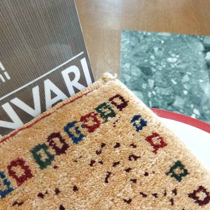 値下げ交渉ミニギャベ●32×32㎝●手織●本物●新品未使用 遊牧民が紡ぐギャッベ