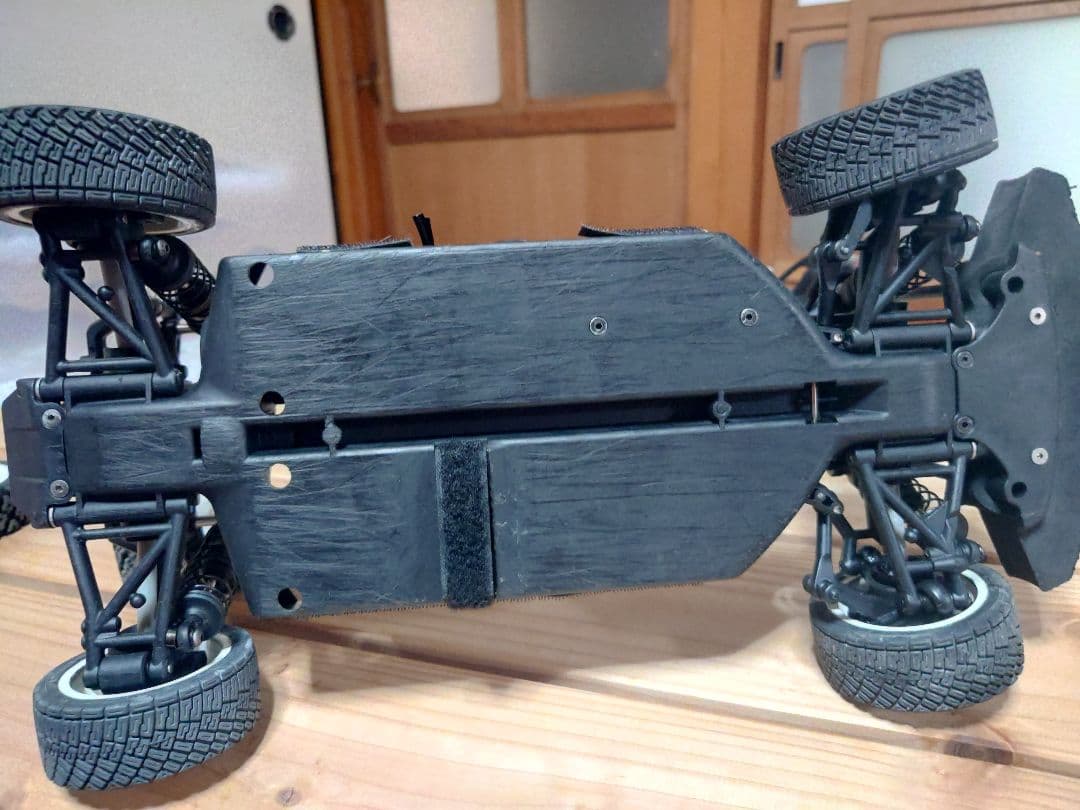 京商 FZ02 ラリーコンバージョンセット装着シャーシ おまけボディ付き