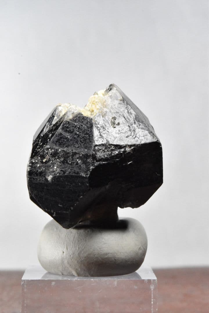 ブラジルミナスジェライス州産 スモーキーアメジストセプター