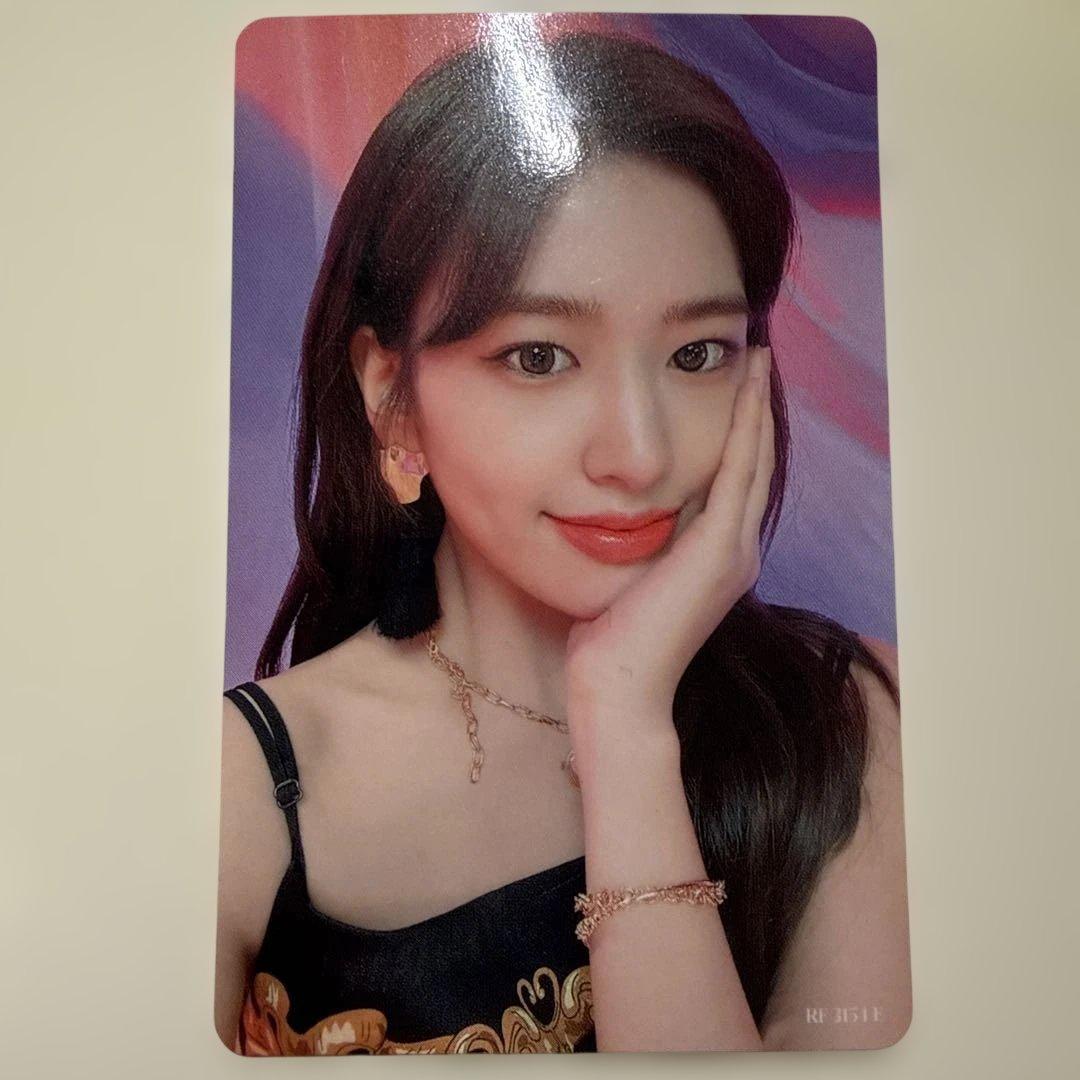 IVE ELEVEN Japanese ver. v盤 ユジン トレカ - メルカリ