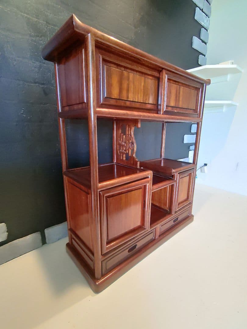 骨董品　戸棚　引き出し