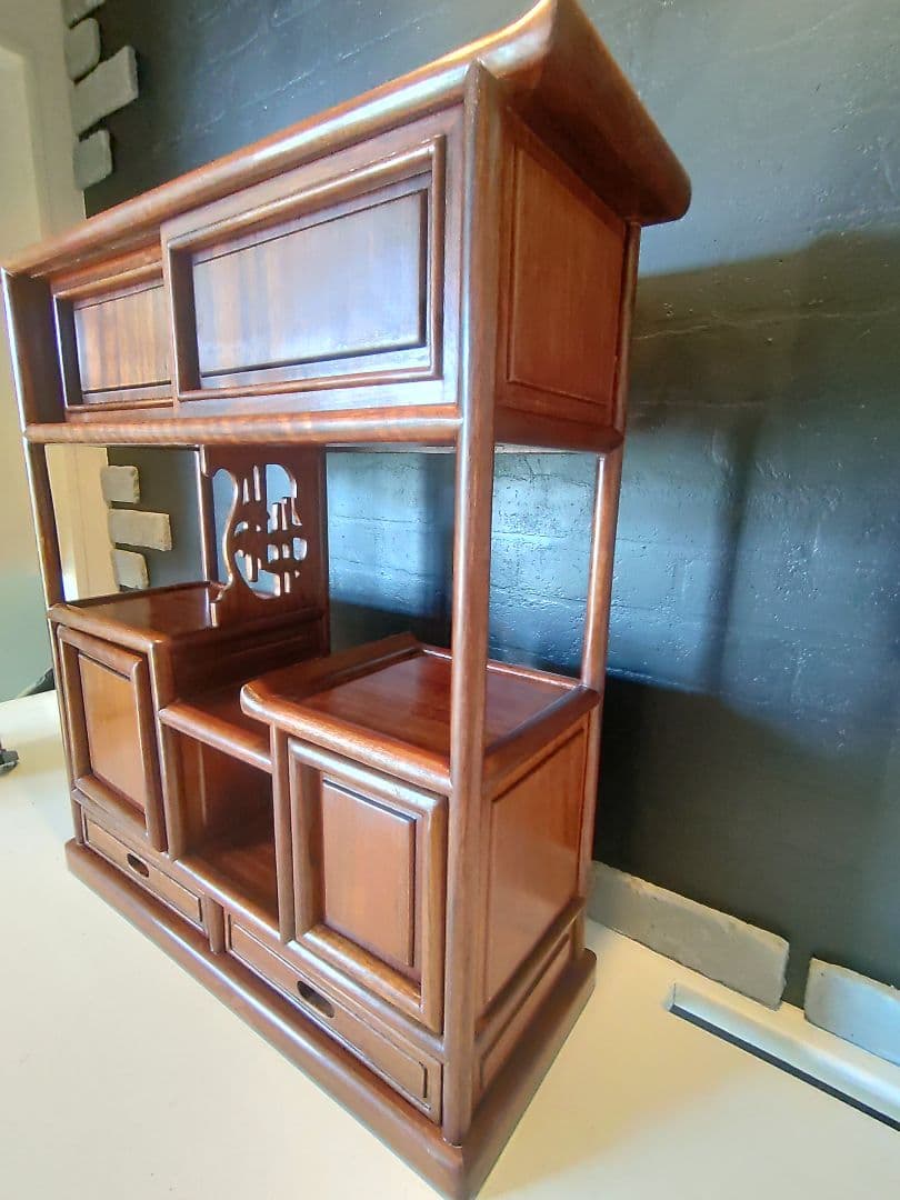 骨董品　戸棚　引き出し