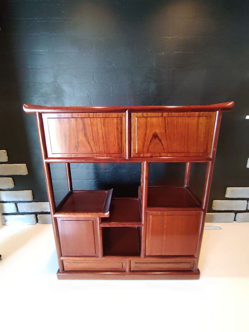 骨董品　戸棚　引き出し