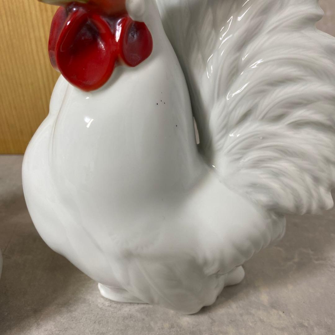 有田焼　在銘　勝山作　白磁鶏置物