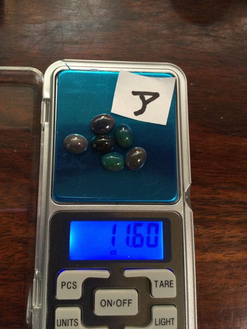ブラックオパール6個セット　11.6ct エチオピア産　オパール　観賞石、