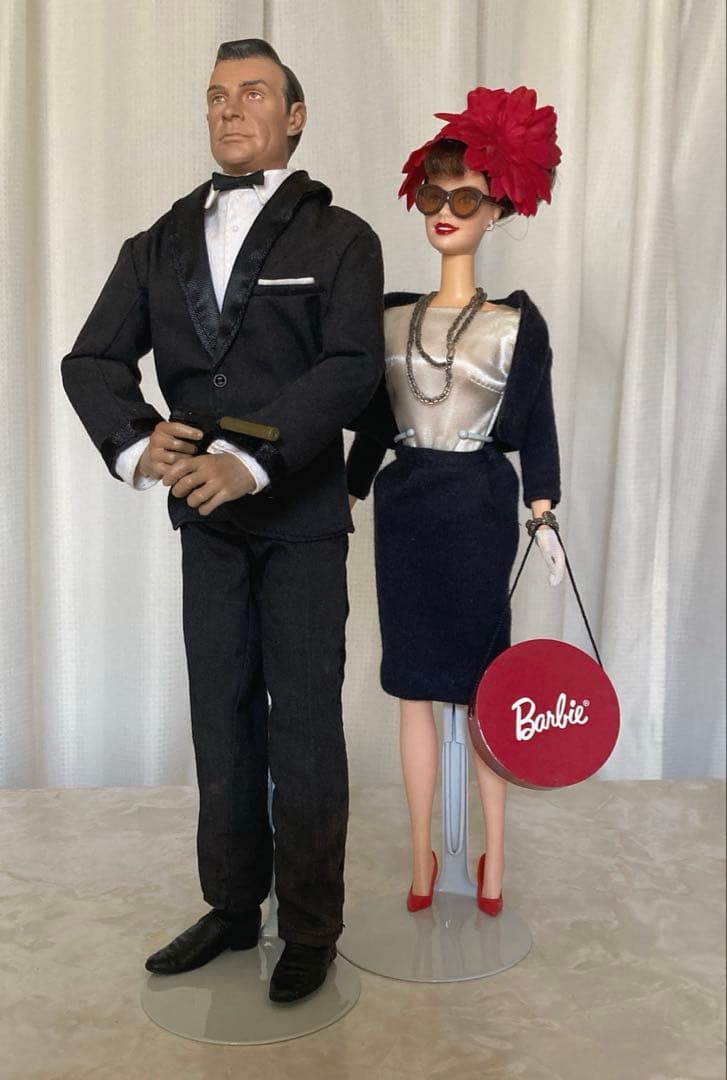 初代007カスタマイズド & ’99バービー カスタマイズドアウトフィット