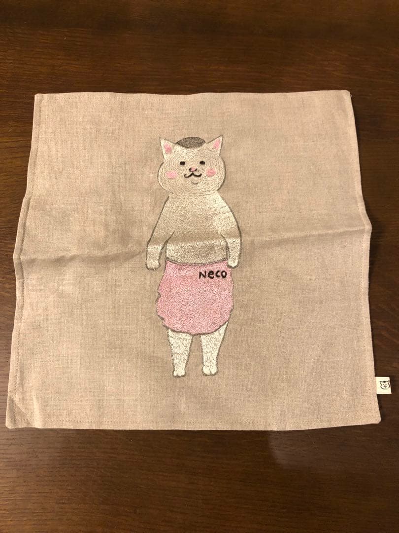 最終値下げ！コーラル&タスク クッションカバー 猫村さん