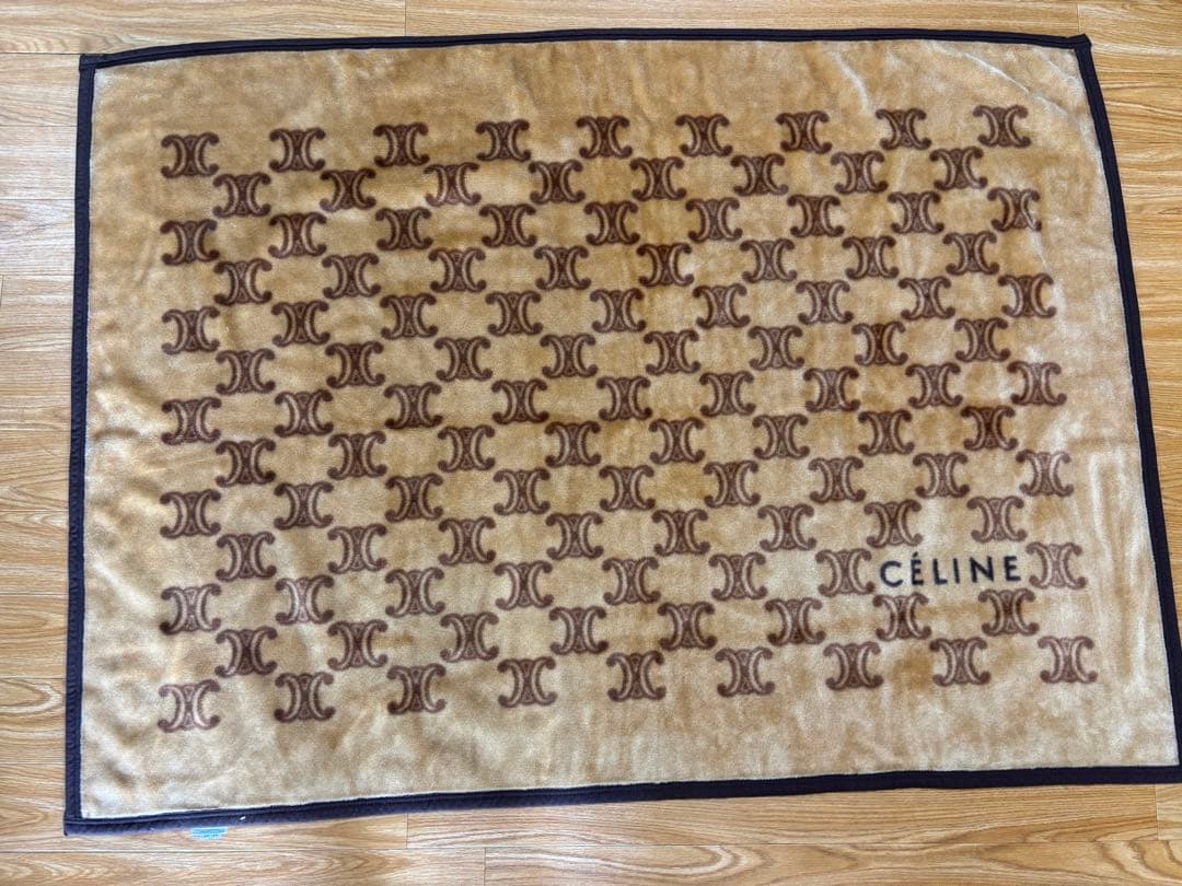 美品レア物⭐︎お値下げ交渉ok⭐︎セリーヌ ハーフケット ひざ掛け マカダム柄
