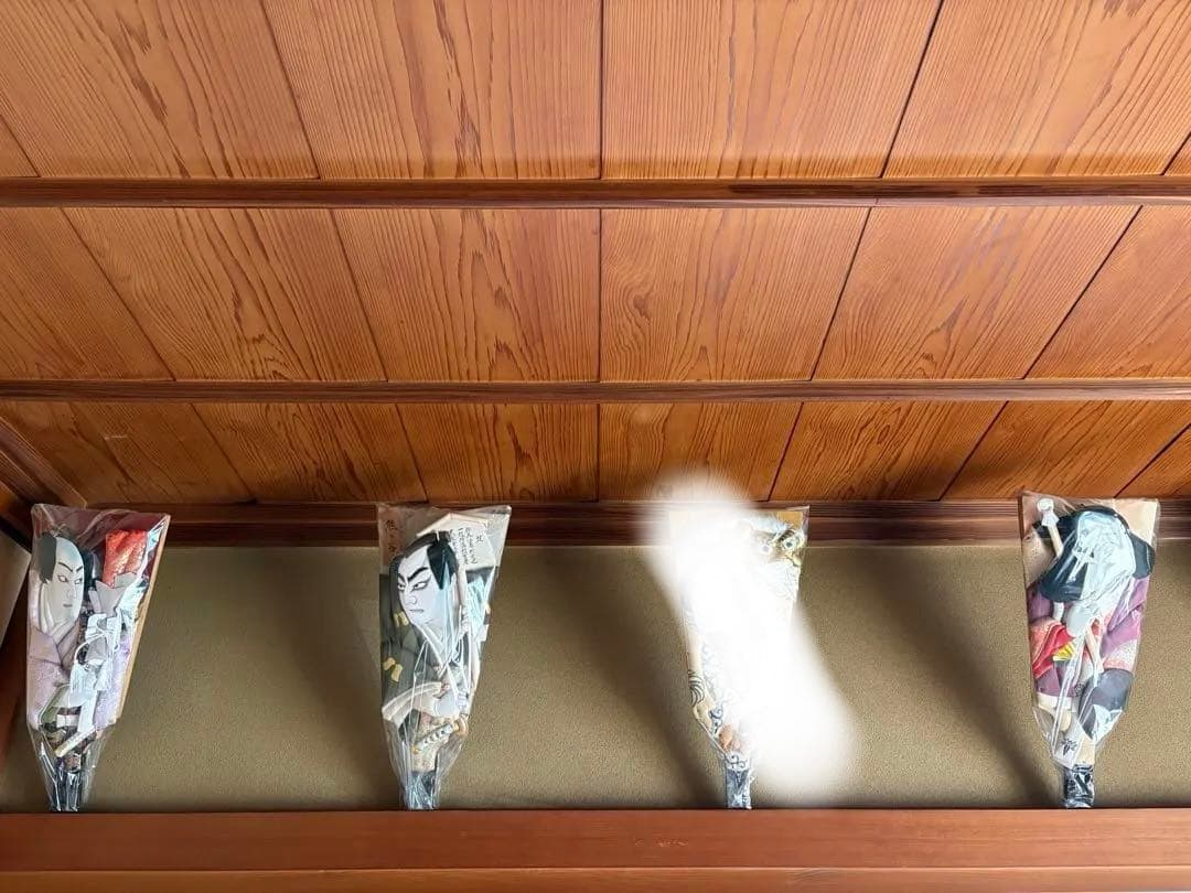 お正月にも！素敵なお顔です。歌舞伎羽子板　　3本